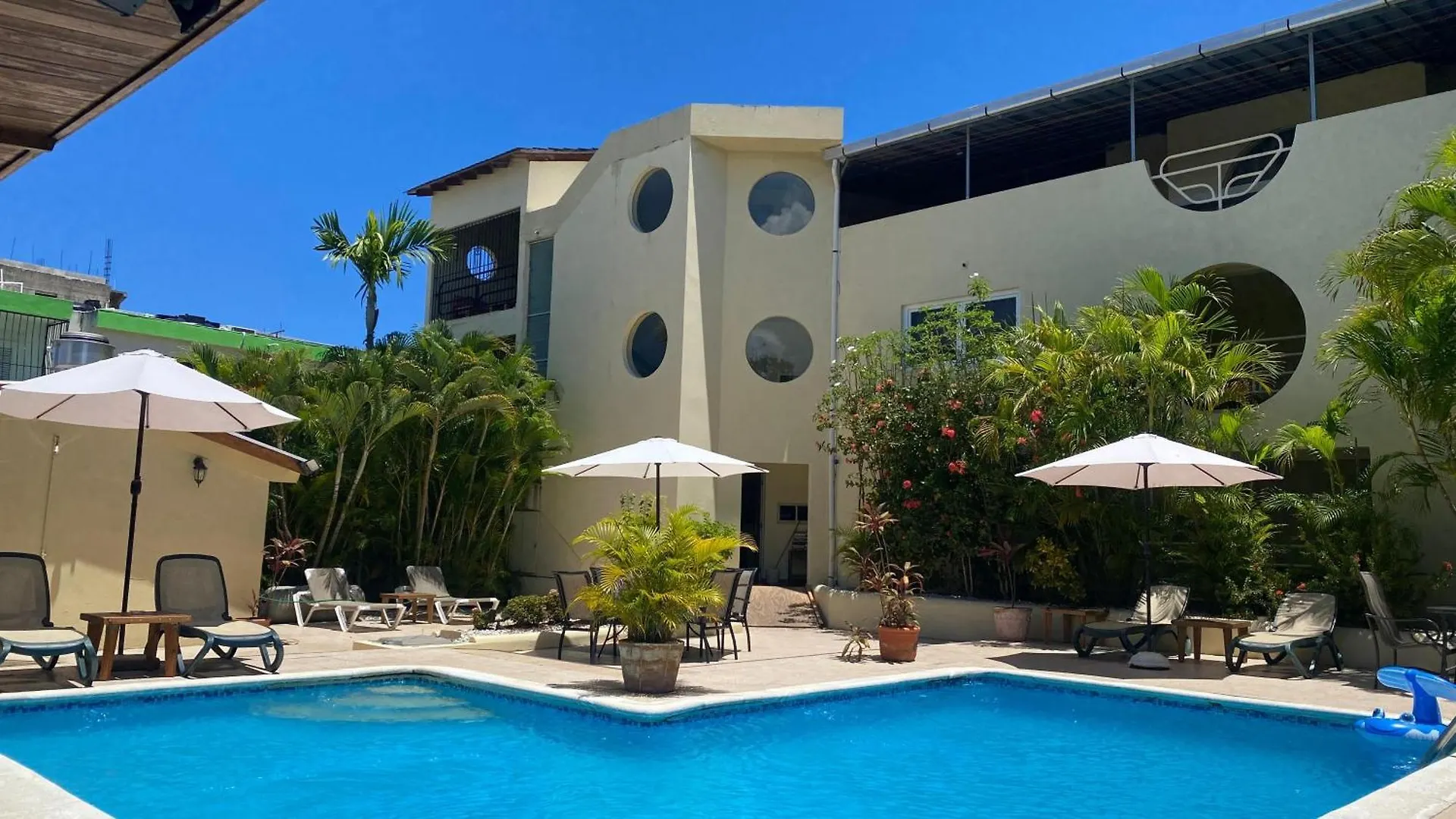 Hotel Don Andres contacts